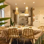 Bravissimo Ferreries, Unique 3-bedroom * Girona