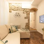 Bravissimo Ferreries, Unique 3-bedroom Lägenhet Girona