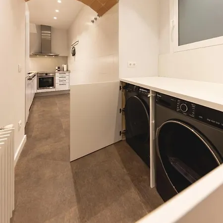 Bravissimo Ferreries, 3-bedroom * Girona